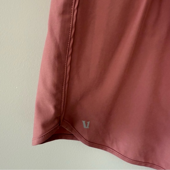 Vuori Women’s Clementine Short 2.0  Sz L - Picture 4 of 5
